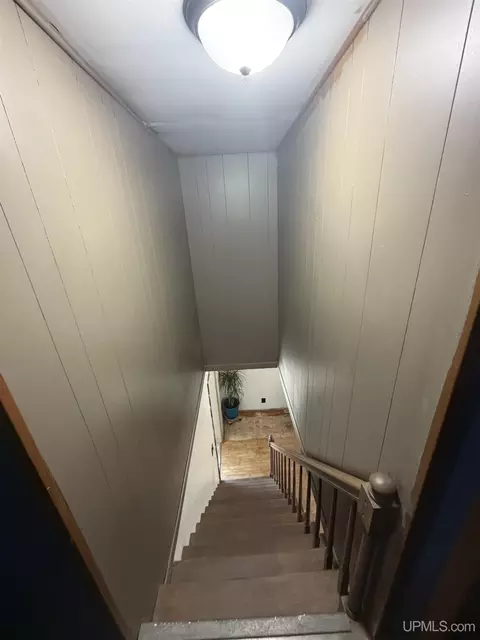 Entry Way - 6980 E Ln, Bark River, MI 49807 photo 5 of 8
