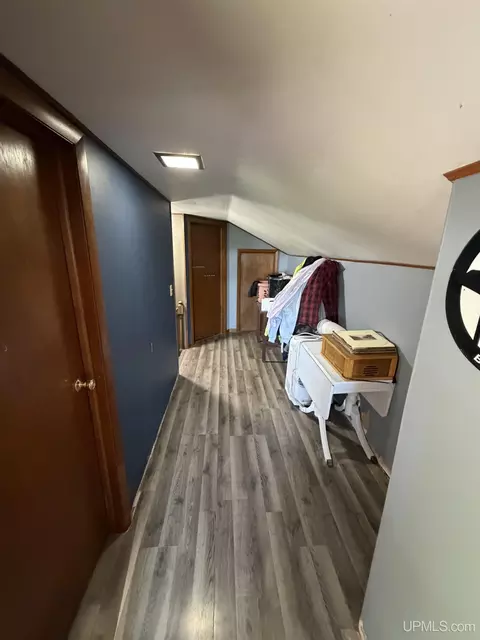 Entry Way - 6980 E Ln, Bark River, MI 49807 photo 7 of 8