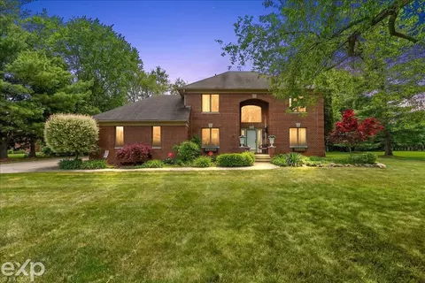 61334 Country, Washington, MI 48094