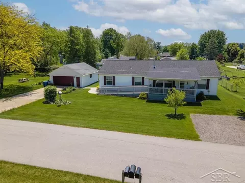 531 W Myrtle, Sanford, MI 48657