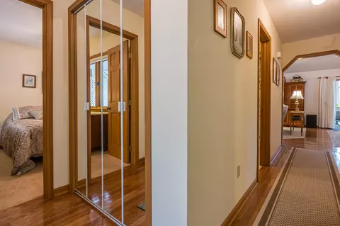 Entry Way - 4636 Salisbury, Gladwin, MI 48624 photo 1 of 8