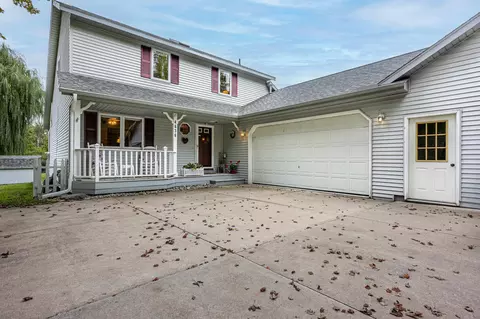 Exterior - 4636 Salisbury, Gladwin, MI 48624 photo 11 of 15