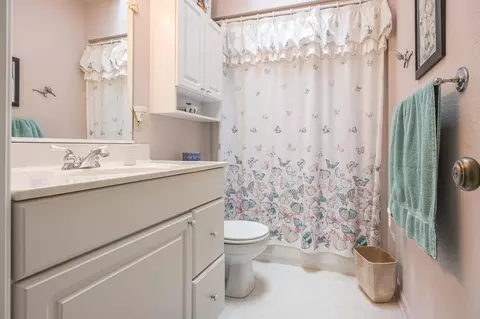 Bath - 4636 Salisbury, Gladwin, MI 48624 photo 6 of 7