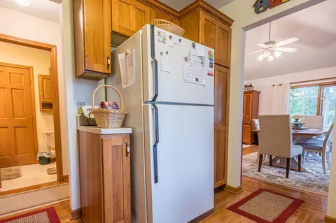 Kitchen - 4636 Salisbury, Gladwin, MI 48624 photo 2 of 2