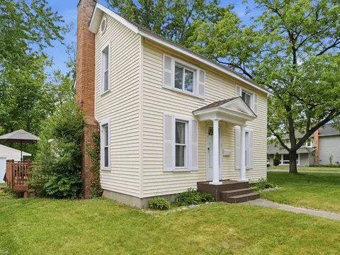 Exterior - 328 S 3rd, Brighton, MI 48116 photo 5 of 11