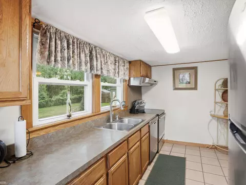 Kitchen - 328 S 3rd, Brighton, MI 48116 photo 2 of 2