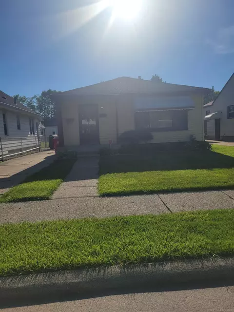 22087 Oakwood, Eastpointe, MI 48021