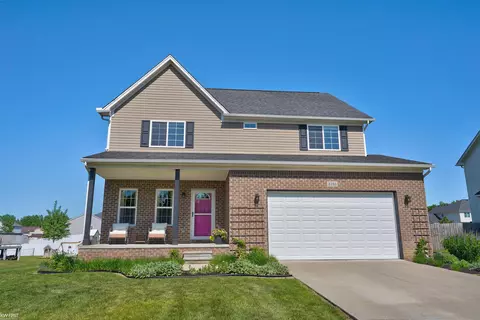 8101 Peninsula, Grand Blanc, MI 48439