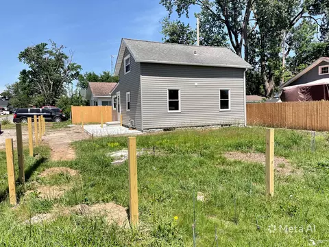 604 W 10th, Monroe, MI 48161
