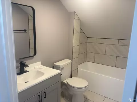 Bath - 604 W 10th, Monroe, MI 48161 photo 5 of 5