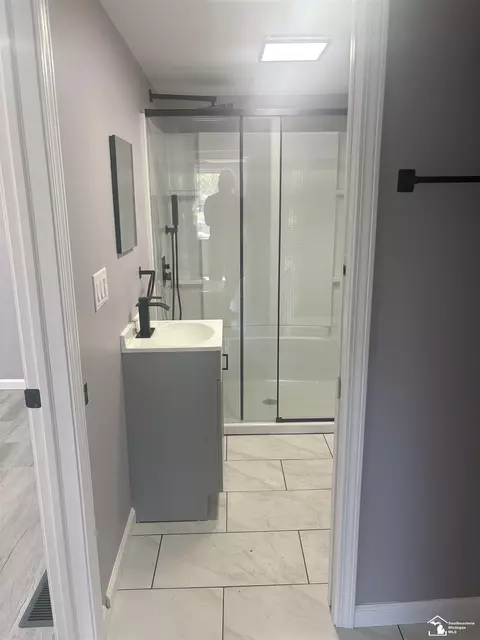 Bath - 604 W 10th, Monroe, MI 48161 photo 1 of 5