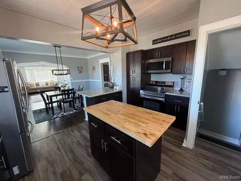Kitchen - 200 S 22, Escanaba, MI 49829 photo 1 of 3