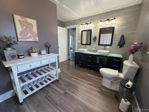 Bath - 200 S 22, Escanaba, MI 49829 photo 2 of 4
