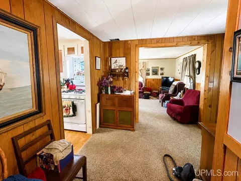 Entry Way - N678 Stone, Rapid River, MI 49878 photo 2 of 4