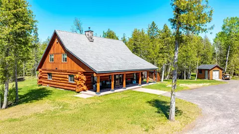 9471 N Coast Shrs, Copper Harbor, MI 49918