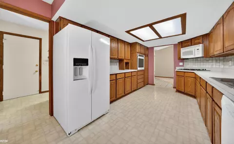 Kitchen - 6440 Benoit, Clay, MI 48001 photo 3 of 4