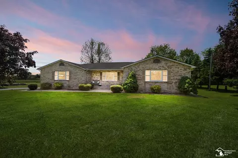 7792 S Huron Riv, South Rockwood, MI 48179