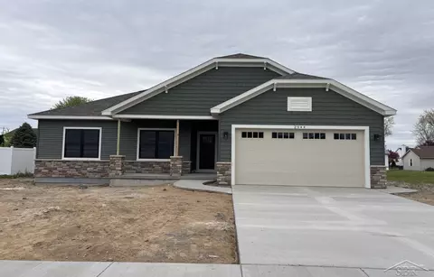 2944 Makenna, Saginaw, MI 48603