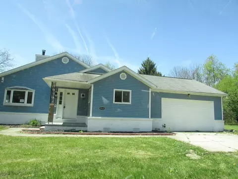 15112 Blueberry, Holly, MI 48442