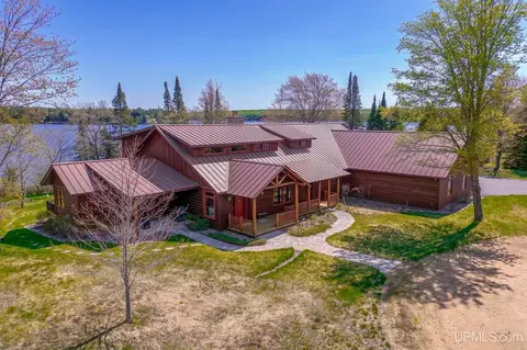N2862 Forest Road 6320, Watersmeet, MI 49969