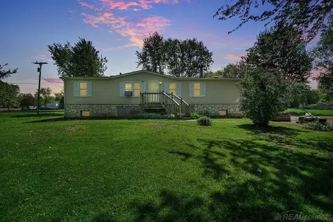 6365 Bethuy, Ira, MI 48023