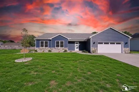 15458 Eastwood, Monroe, MI 48161