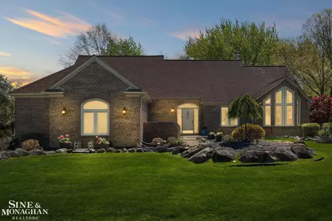 6530 Basswood, Troy, MI 48098