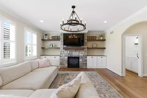 Living - 17206 Crittenden, Macomb, MI 48044 photo 1 of 6