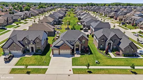 View/Area - 17206 Crittenden, Macomb, MI 48044 photo 3 of 3