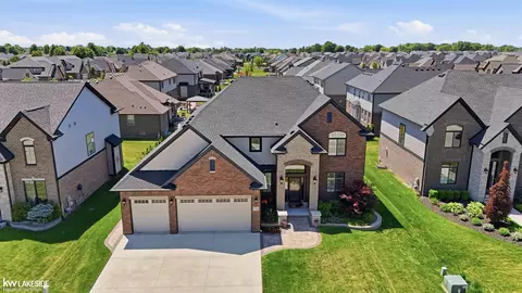 View/Area - 17206 Crittenden, Macomb, MI 48044 photo 1 of 3