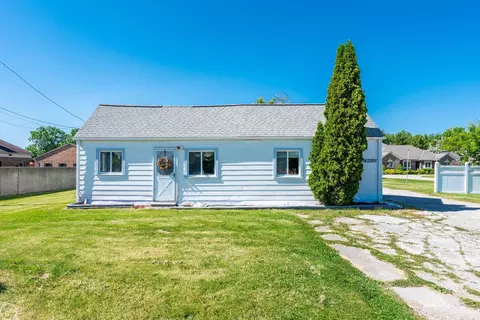 4209 17 Mile, Sterling Heights, MI 48310