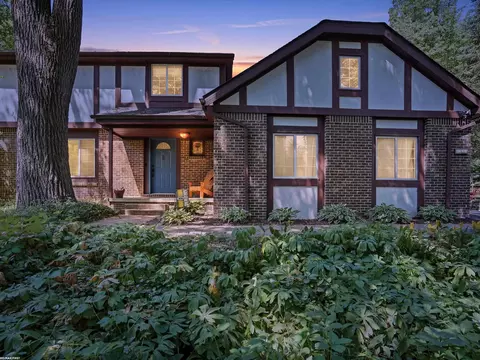 23011 Gill Rd, Farmington, MI 48335