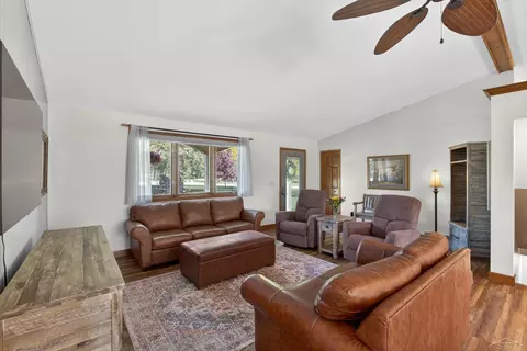 Living - 637 Riverview, Gladwin, MI 48624 photo 1 of 5