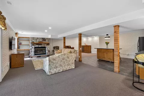 Living - 637 Riverview, Gladwin, MI 48624 photo 5 of 5