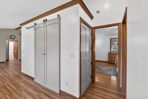 Entry Way - 637 Riverview, Gladwin, MI 48624 photo 1 of 1