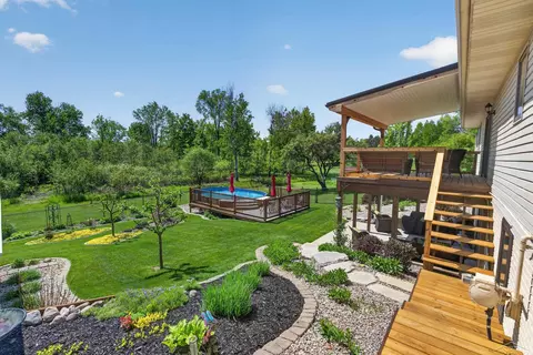 Exterior - 637 Riverview, Gladwin, MI 48624 photo 12 of 24
