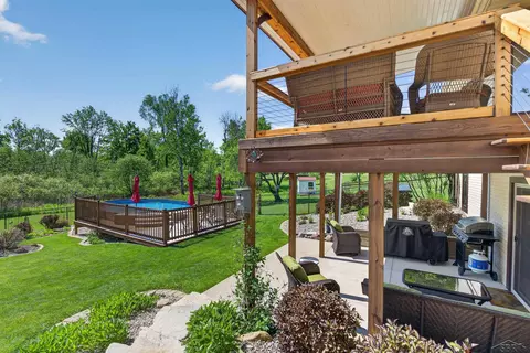 Exterior - 637 Riverview, Gladwin, MI 48624 photo 7 of 24