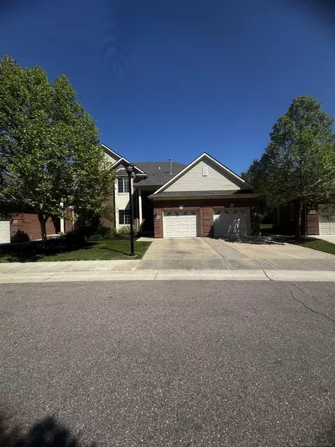 29459 Woodpark #29, Warren, MI 48092