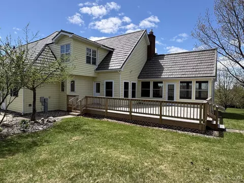 1128 E, Iron Mountain, MI 49801 photo 4