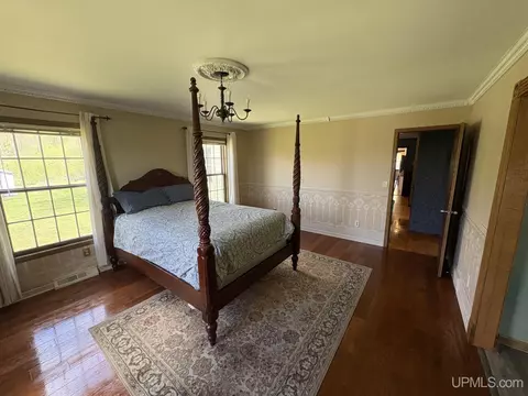 1128 E, Iron Mountain, MI 49801 photo 22