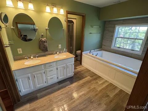 1128 E, Iron Mountain, MI 49801 photo 24