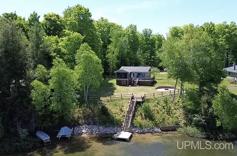 6990 W Smith Lk, Manistique, MI 49854