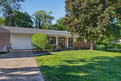 3121 E Bullock Crk, Midland, MI 48640