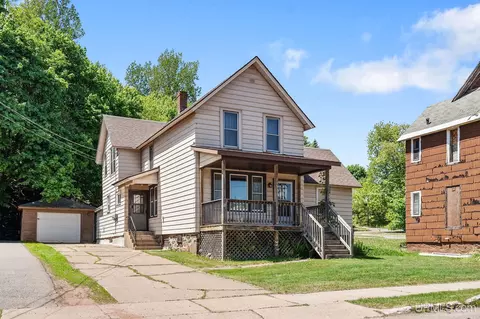 135 York, Ishpeming, MI 49849