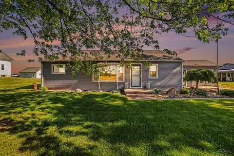 670 Hotchkiss, Auburn, MI 48611