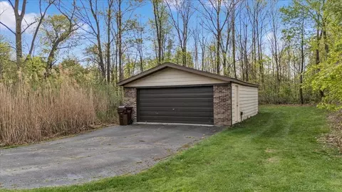 55767 Sandy Ln V, Utica, MI 48316