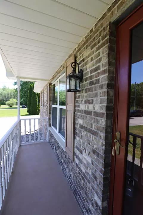Exterior - 6285 Chicago, Flushing, MI 48433 photo 3 of 14