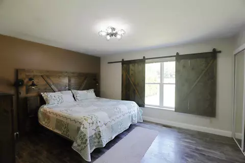Bedroom - 6285 Chicago, Flushing, MI 48433 photo 1 of 3