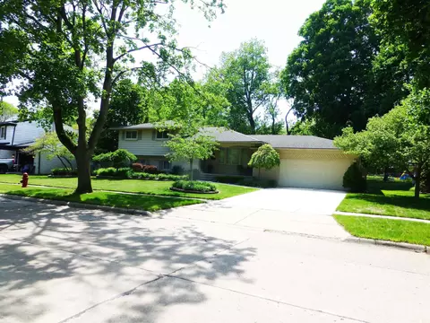 16117 Alpine, Livonia, MI 48154