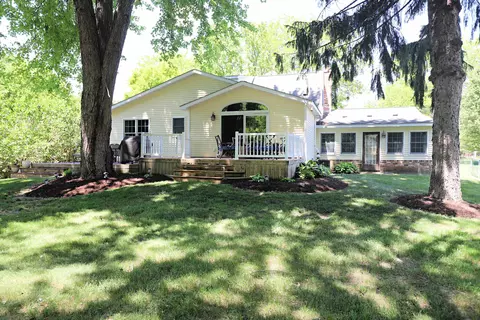 Exterior - 1536 Suzanne, Flushing, MI 48433 photo 12 of 17